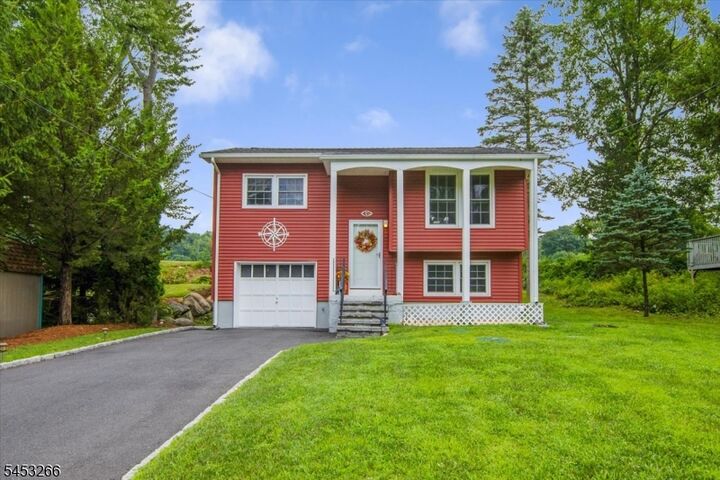 Property Photo:  35 Lorettacong Dr  NJ 07849 