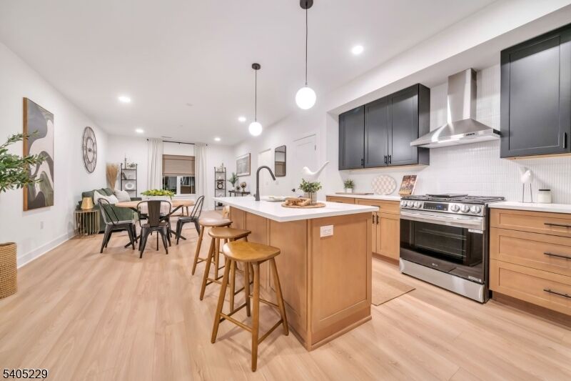 Property Photo:  20 Encampment Ct312  NJ 07045 