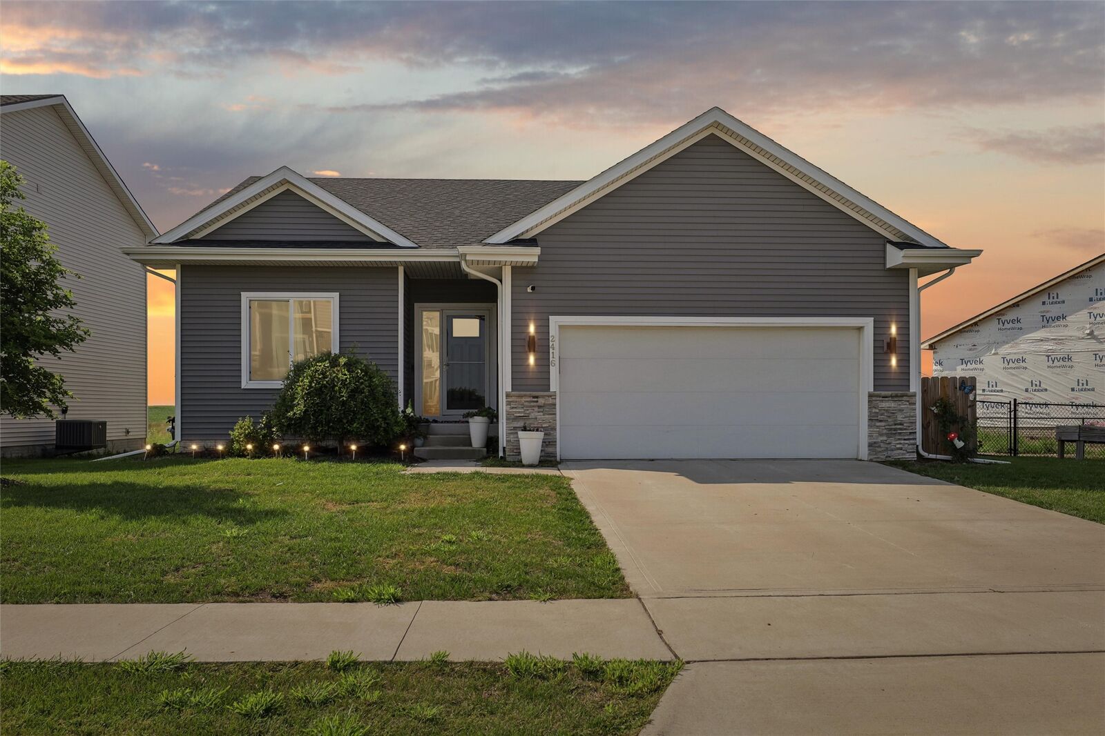 Property Photo:  2416 Paine Street NE  IA 50035 
