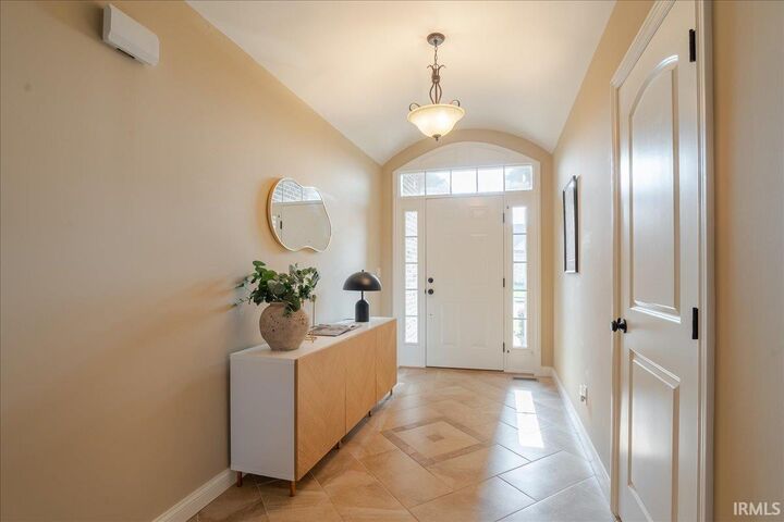 Property Photo: 2833 Zachery Court IN 47630