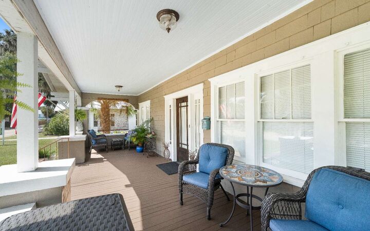 Property Photo: