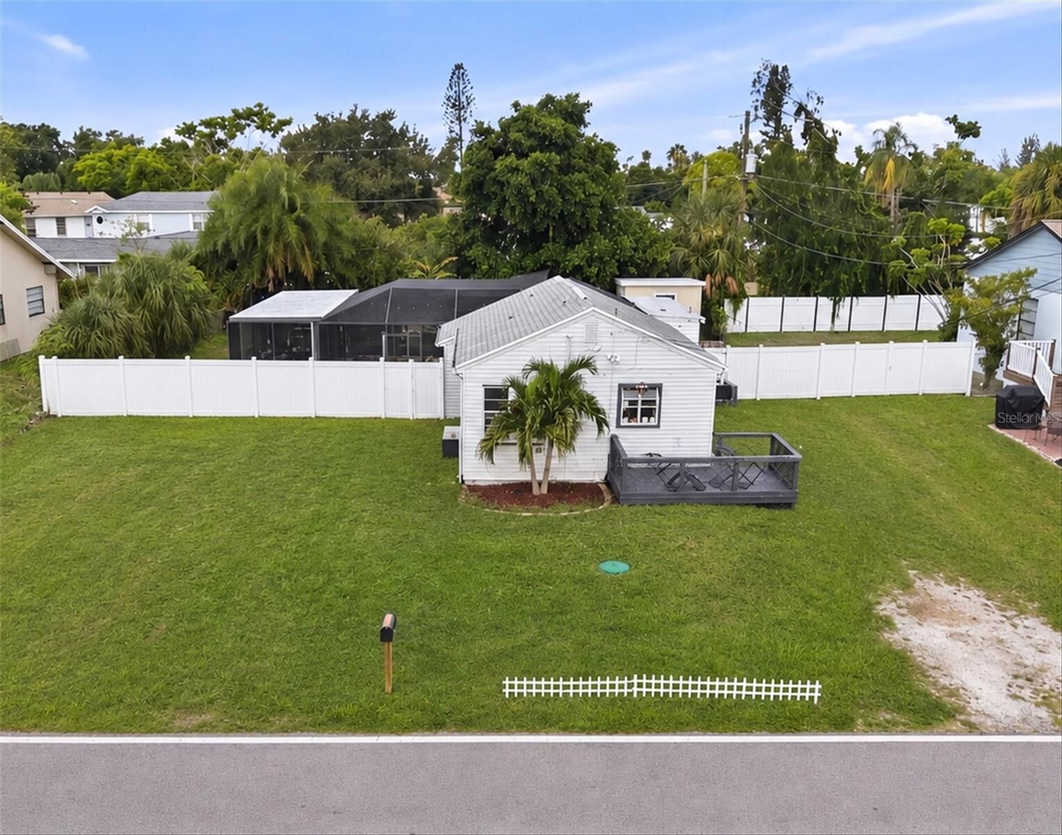 Property Photo: 4512 86th Street W FL 34210