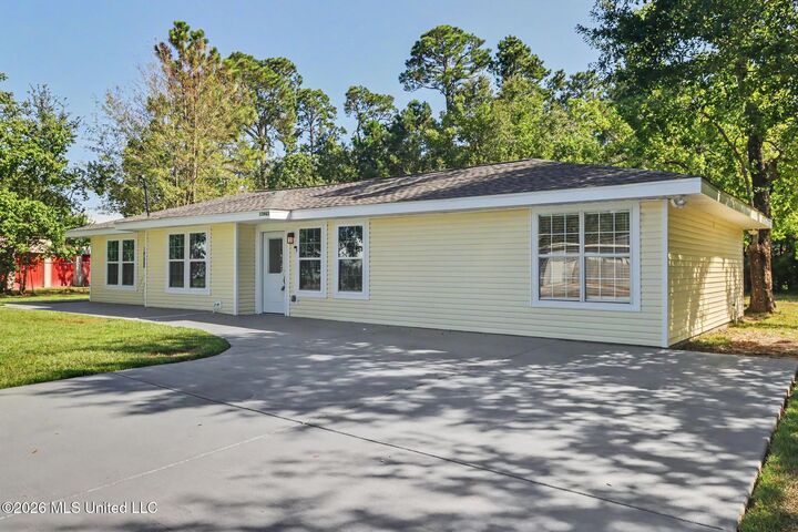 Property Photo: 13963 Washington Avenue MS 39503