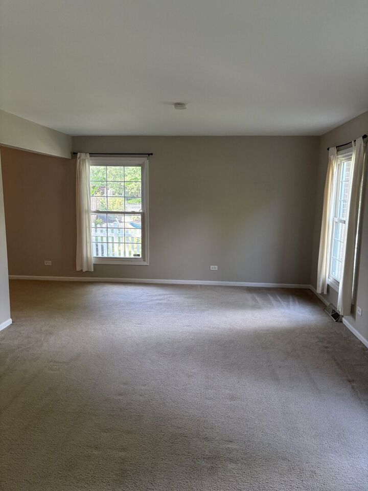 Property Photo:  1613 Clyde Drive  IL 60565 