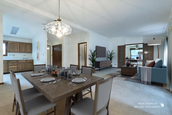 Property Photo: 9 Hialeah Court IL 60030