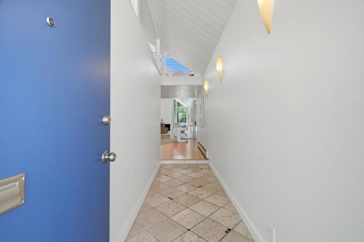 Property Photo:  941 Eichler Drive  CA 94040 