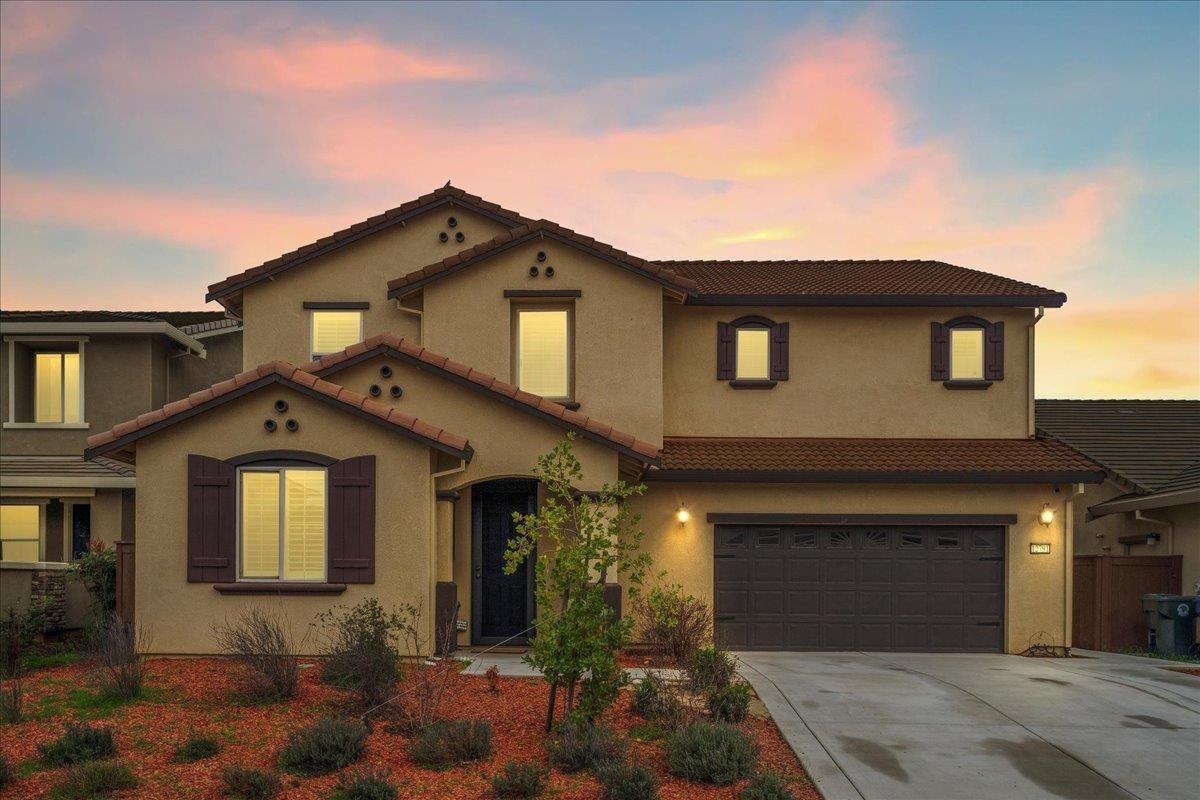 Property Photo: 12791 Evanston Way CA 95742