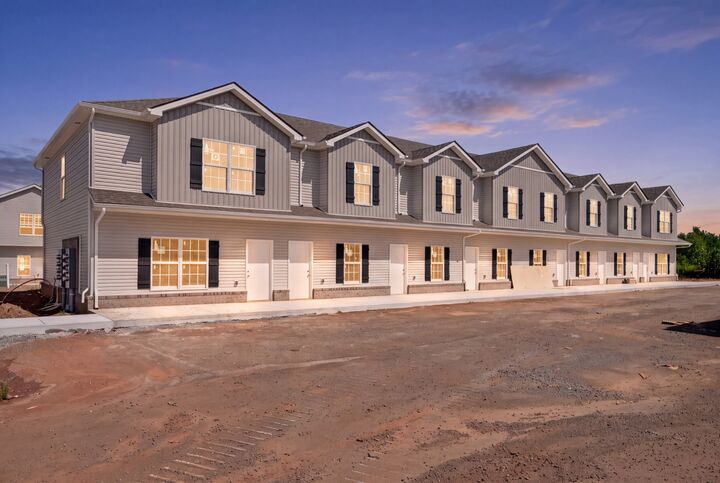 Property Photo: 299 Summitcrest Drive M2 - M7 TN 37040