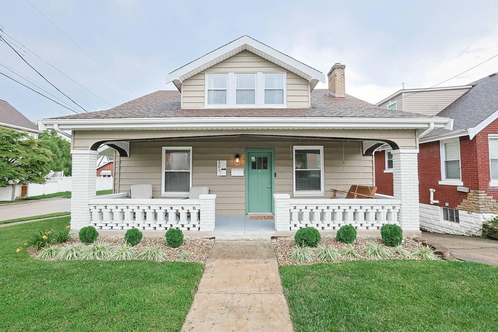 Property Photo: 201 W Walnut Street KY 41071
