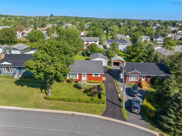Property Photo:  24 Estate Drive  NS B2V 1C4 