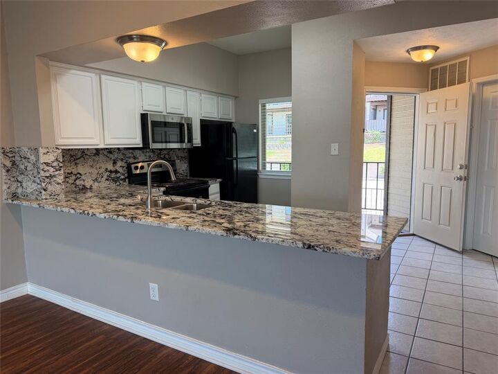 Property Photo: 230 Henry M Chandler Drive TX 75032