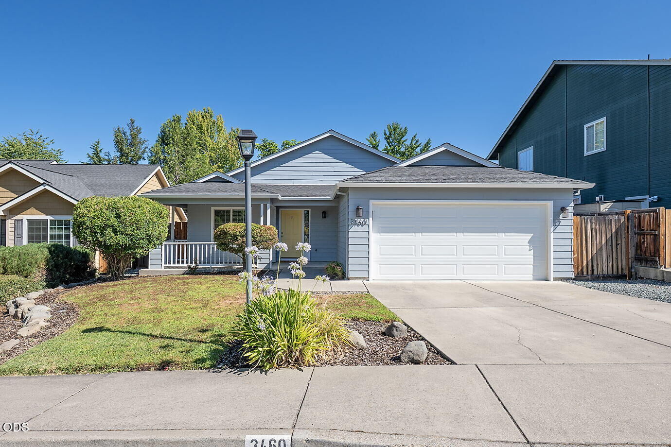 Property Photo: 3460 Poppywoods Drive OR 97504