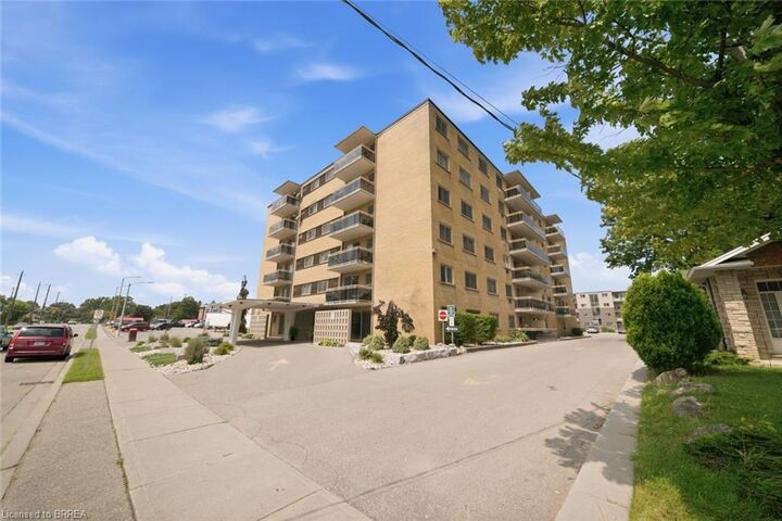 87 St George Street 304 — photo 1