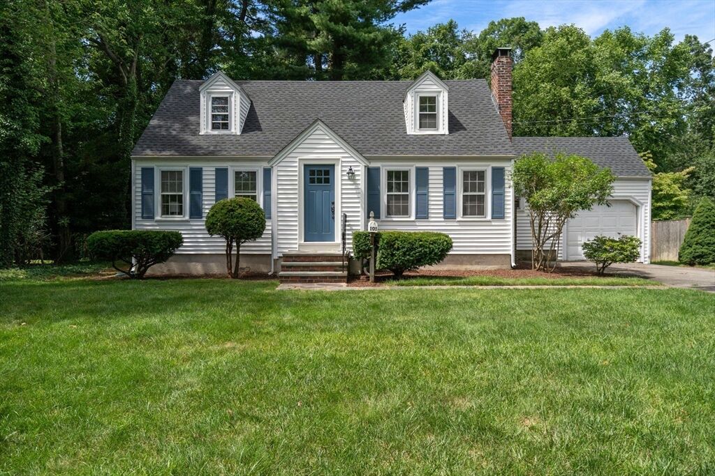 Property Photo:  101 Lakeshore Drive  MA 02090 