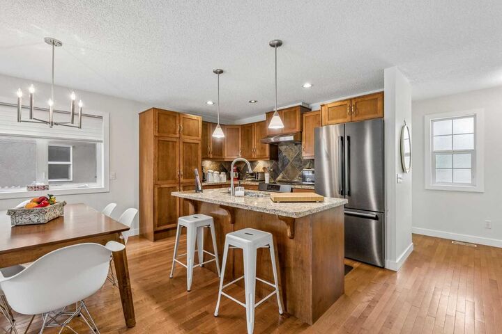 Property Photo:  3444 3 Avenue NW  AB T2N 0M3 