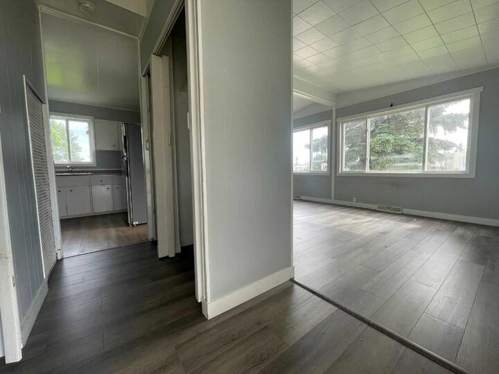 Property Photo:  5308 57 Street 80  AB T9V 2A3 