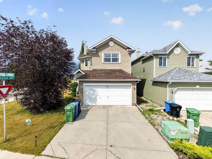 Property Photo: 252 Bridlewood Common SW AB T2Y 4M6