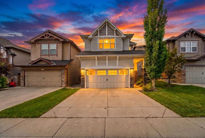 Property Photo: 174 Morningside Circle SW AB T4B 0X4