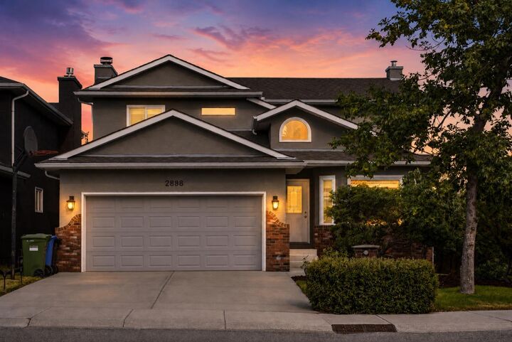 Property Photo:  2888 Signal Hill Drive SW  AB T3H 2V1 