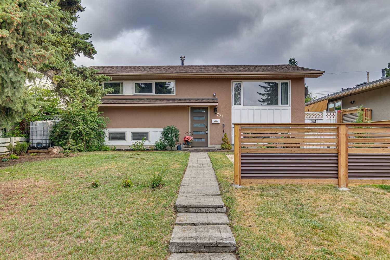 Property Photo:  731 Archwood Road SE  AB T2J 1C1 