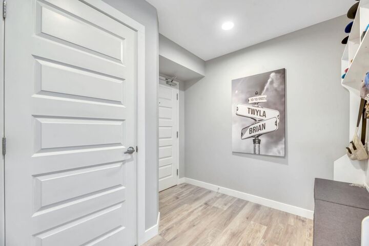 Property Photo: 404 1 Avenue SE 407 AB T0L 0H0