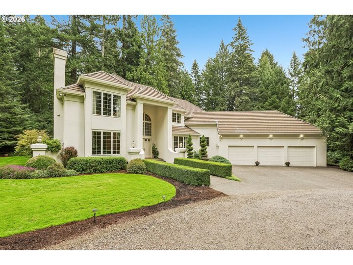 Property Photo: 2506 NW 159th Cir WA 98685