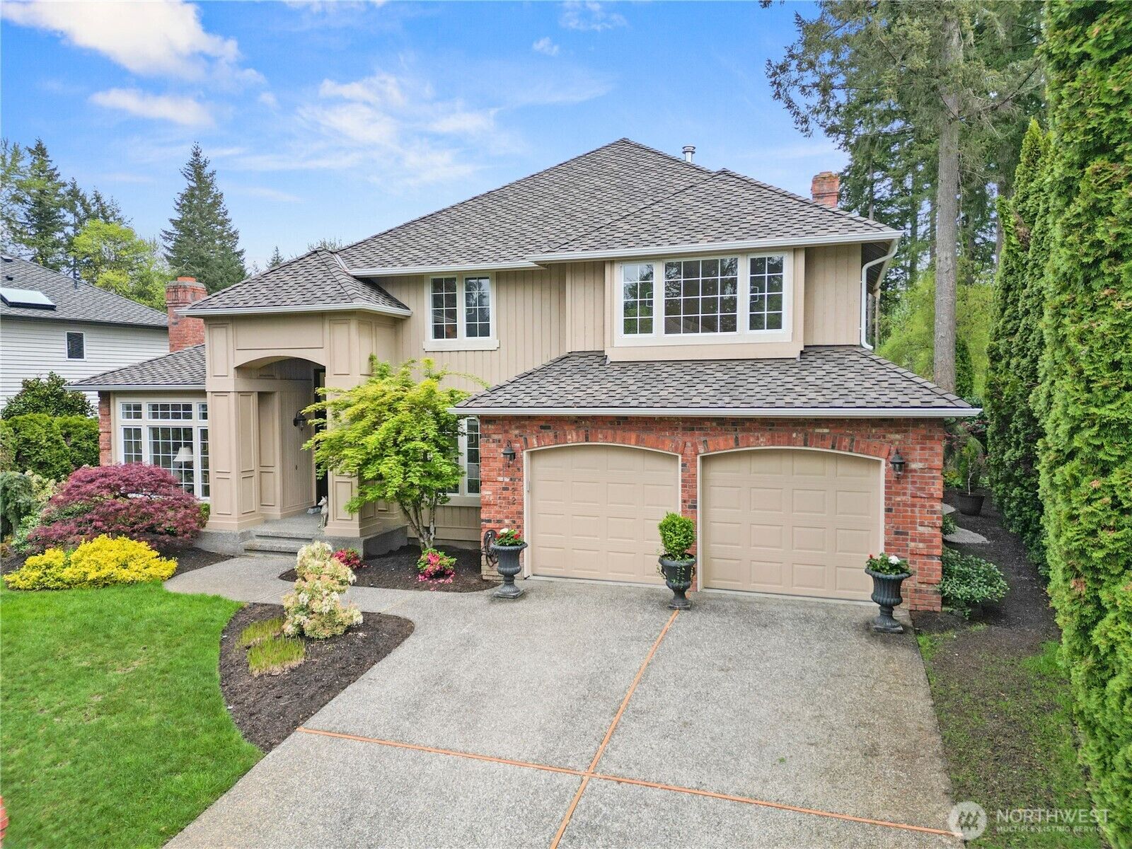 Property Photo: 3122 235th Avenue SE WA 98075