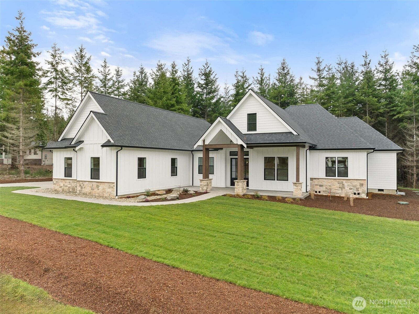 Property Photo: 6600 Shadow Creek Lane NE WA 98516