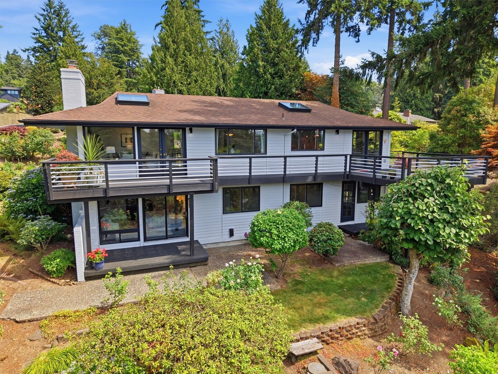Property Photo:  4802  111th Avenue NE  WA 98033 