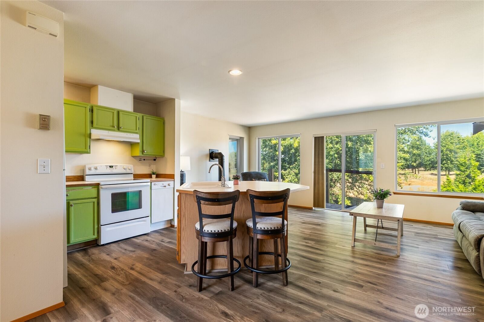 Property Photo:  264 W Maberry 202  WA 98264 