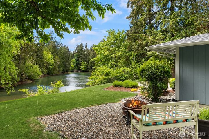 Property Photo: 9171 Miller Road NE WA 98110