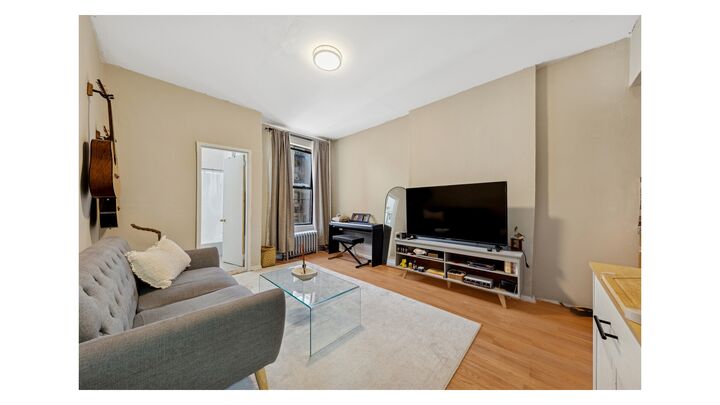 Property Photo:  172 E 112th Street  NY 10029 