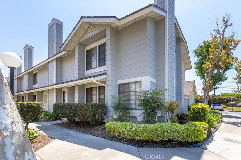 Property Photo: 1700 W Cerritos 256 CA 92804