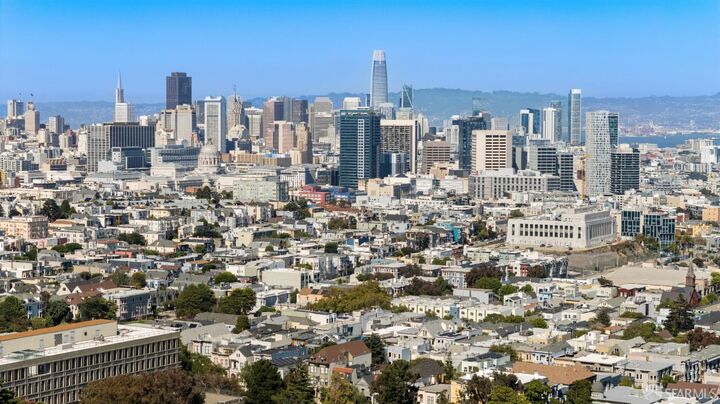 Property Photo:  187 Beaver Street  CA 94114 