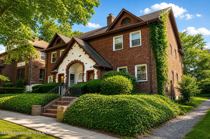 Property Photo:  14-16 Lawrence Avenue  NY 10310 