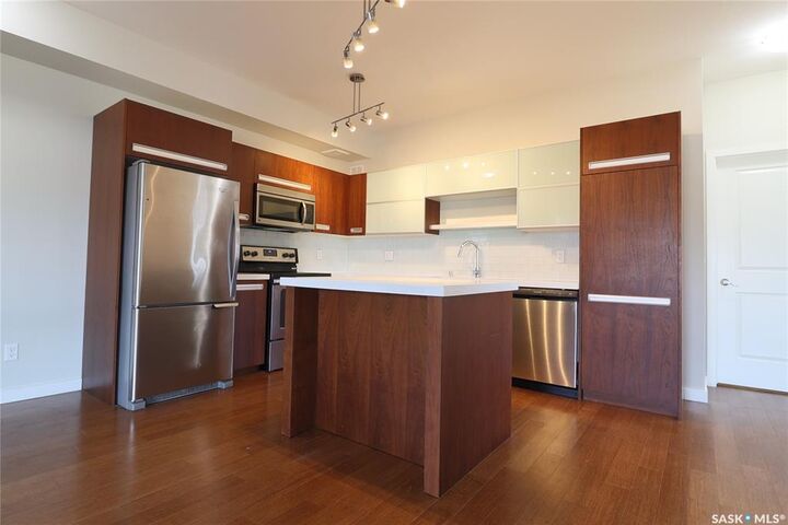Property Photo: 1015 Patrick Crescent 810 SK S7W 0M4