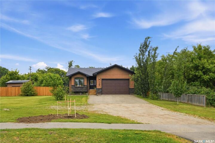 Property Photo: 123 Railway Avenue SK S0K 1K0