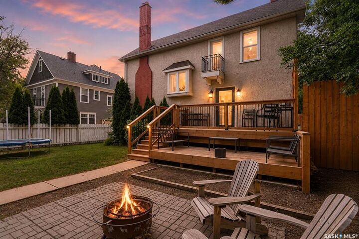 Property Photo: 1077 Clifton Avenue SK S6H 3L3