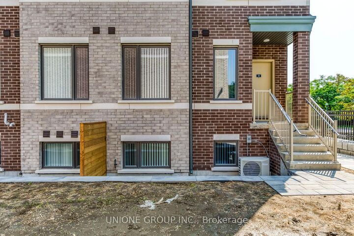 Property Photo:  260 Twelfth Street 19  ON M8V 0J6 