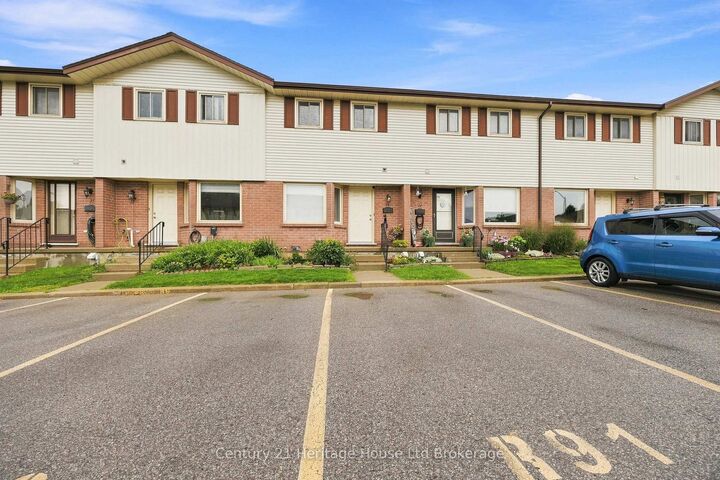 1115 Nellis Street 33 — photo 1