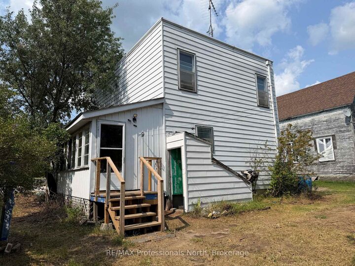 Property Photo:  2517 Hwy 518 Highway W  ON P0A 1Y0 