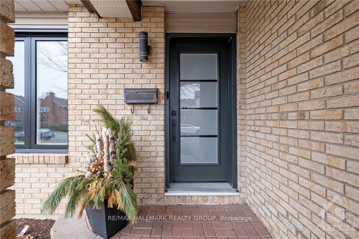 Property Photo: 92 Gillespie Crescent ON K1V 0J2