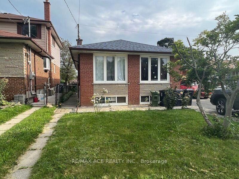 Property Photo: 5 Danmary Road E Bsmt ON M1J 2P5