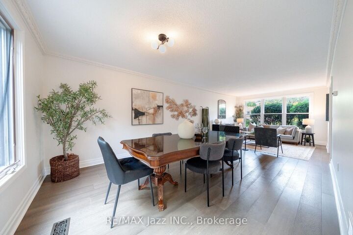 Property Photo:  262 Athabasca Street  ON L1H 8E4 