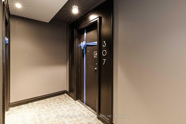 Photo de la propriété: 95 Dundas Street W 307 ON L6M 5N4
