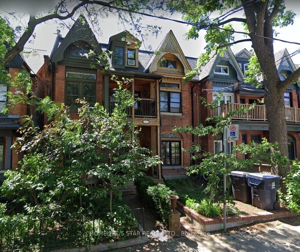 Property Photo:  160 Beaconsfield Avenue Apt 1  ON M6J 3J6 