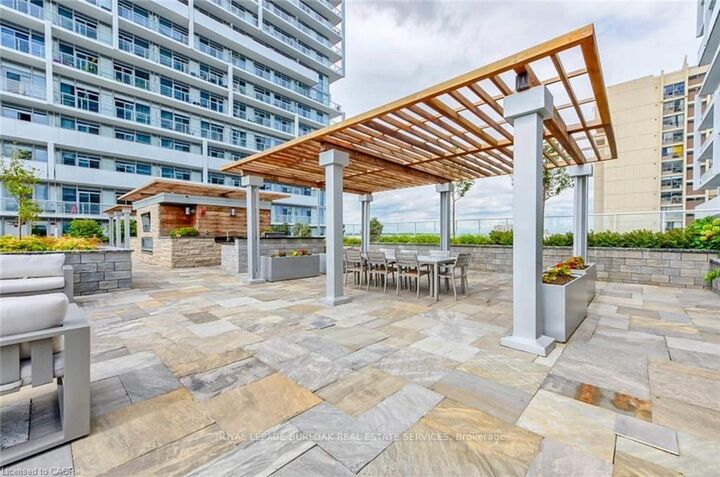 Property Photo:  55 Speers Road 104  ON L6K 0H9 