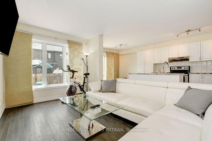 Photo de la propriété:  561 Petrichor Crescent  ON K4A 0Y4 