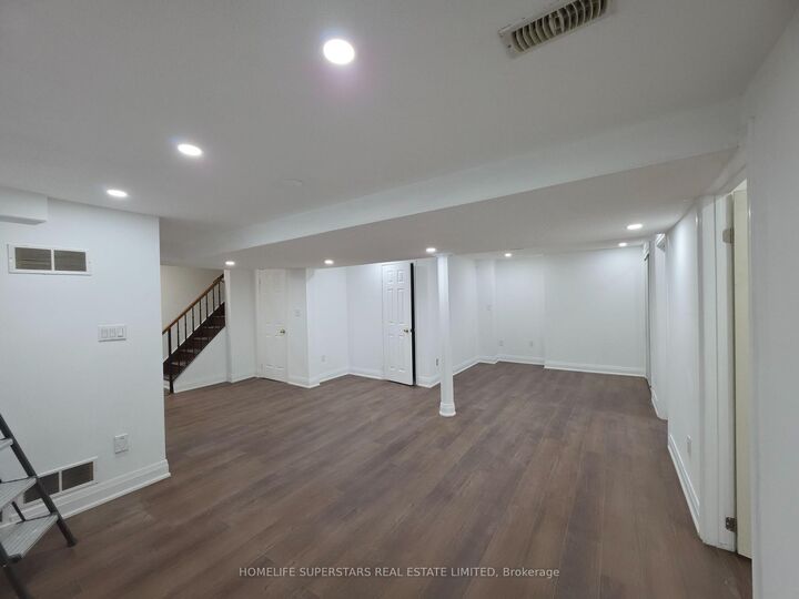 Property Photo:  5 Big Moe Crescent Basement  ON L6P 1K2 