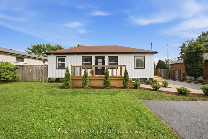 Property Photo: 92 Fairview Drive ON N3R 2W9